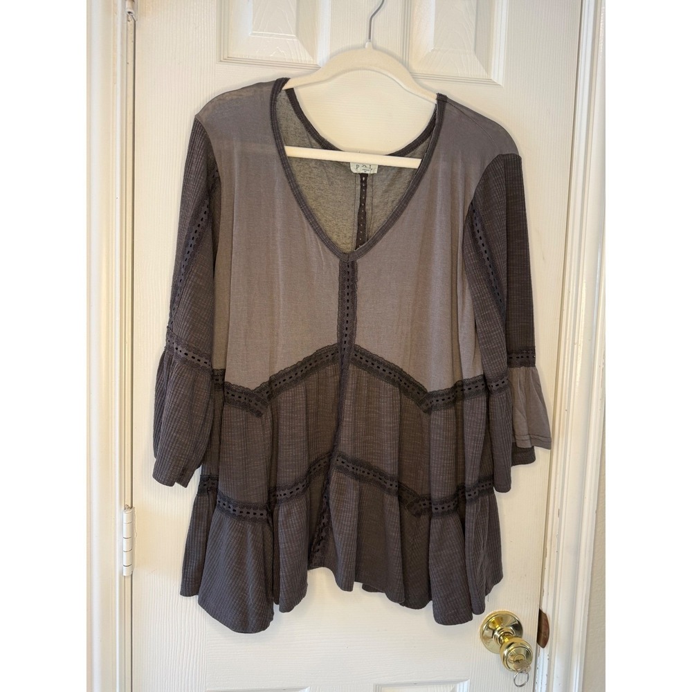 POL Gray Boho Peplum Tunic Top Lace Trim Flowy Tiered Long Sleeve Size L - Picture 2 of 7